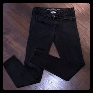 American Eagle black jeggings short
